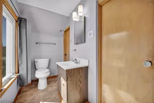 2218 Larchmont Dr, Wickliffe, OH 44092 - Photo 23