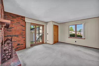 2218 Larchmont Drive, Wickliffe, OH 44092 - Photo 7