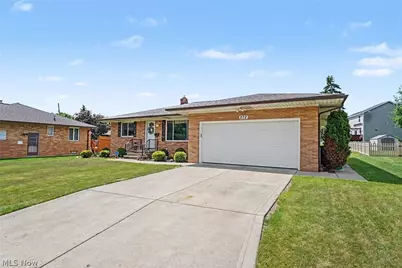 272 N Skyline Drive, Green Hills, OH 44131 - Photo 3