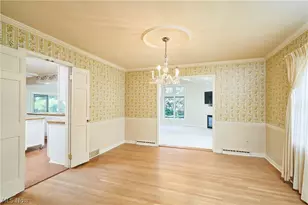 354 Tremont Rd, Akron, OH 44313 - Photo 13