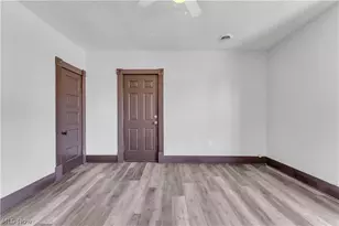 812 Lovett Pl, Lorain, OH 44052 - Photo 7