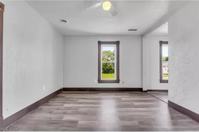 812 Lovett Place #UP, Lorain, OH 44052 - Photo 3