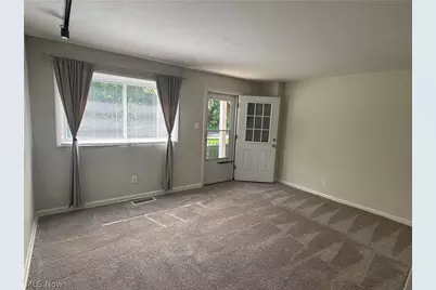 4393 Fairway Drive, Loveland, OH 44135 - Photo 9