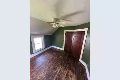 823 W 17th Street, Lorain, OH 44052 - Photo 17