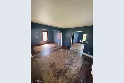 823 W 17th Street, Lorain, OH 44052 - Photo 7