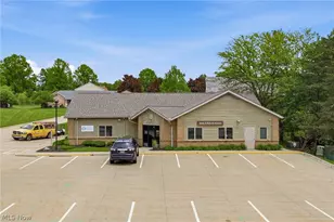 1221 S Trimble Rd, Mansfield, OH 44907 - Photo 1