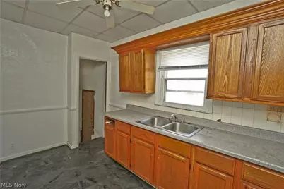 3443 Sheridan Road, Youngstown, OH 44502 - Photo 7