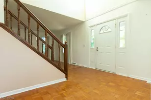 1273 Sharonbrook Dr, Twinsburg, OH 44087 - Photo 7