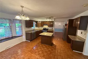 1273 Sharonbrook Dr, Twinsburg, OH 44087 - Photo 3