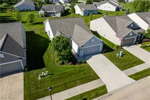 38435 Revere Dr, North Ridgeville, OH 44039 - Photo 3