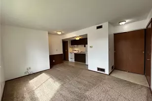 200 W 36th St, Shadyside, OH 43947 - Photo 3