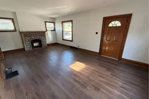 383 E Tallmadge Ave, Akron, OH 44310 - Photo 17
