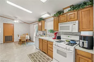 670 Tern Ct, Streetsboro, OH 44241 - Photo 11