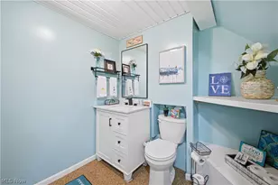 17500 Lundys Ln, Lake Milton, OH 44429 - Photo 21