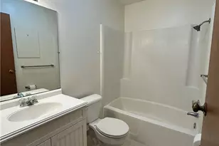 200 W 36th St, Shadyside, OH 43947 - Photo 5