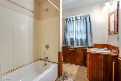 567 Crosby Street, Akron, OH 44302 - Photo 25