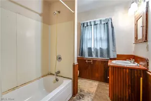 567 Crosby St, Akron, OH 44302 - Photo 25