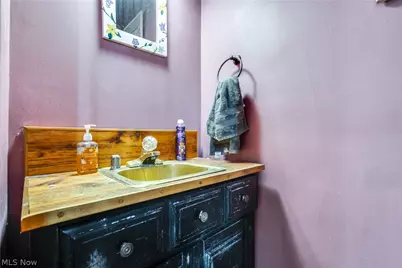 567 Crosby Street, Akron, OH 44302 - Photo 17