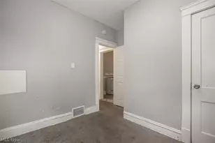 9421 Parkview Ave, Loveland, OH 44104 - Photo 15
