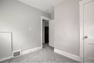 9421 Parkview Avenue, Loveland, OH 44104 - Photo 31
