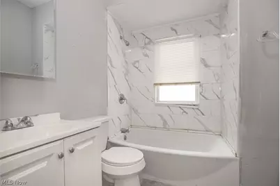 9421 Parkview Avenue, Loveland, OH 44104 - Photo 11