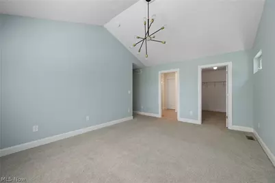 3675 Washington Park Boulevard, Newburgh Heights, OH 44105 - Photo 19