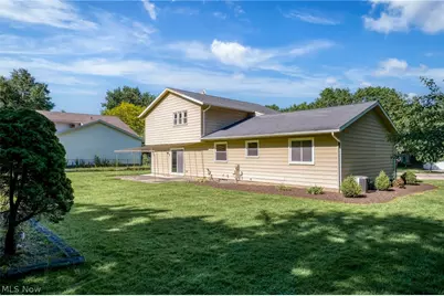 6704 Cheryl Ann Drive, Green Hills, OH 44131 - Photo 47