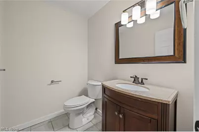 6704 Cheryl Ann Drive, Green Hills, OH 44131 - Photo 23