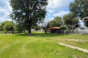 547 W State St, Newcomerstown, OH 43832 - Photo 3