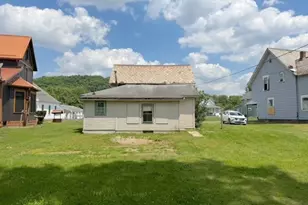 547 W State St, Newcomerstown, OH 43832 - Photo 21