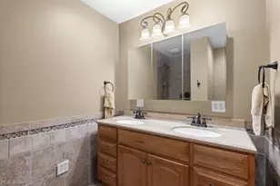 107 Broad St, St Clairsville, OH 43950 - Photo 17