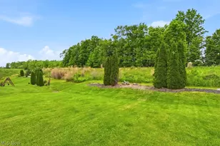 1223 Tinkers Green Dr, Streetsboro, OH 44241 - Photo 29