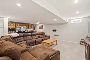 1223 Tinkers Green Dr, Streetsboro, OH 44241 - Photo 23