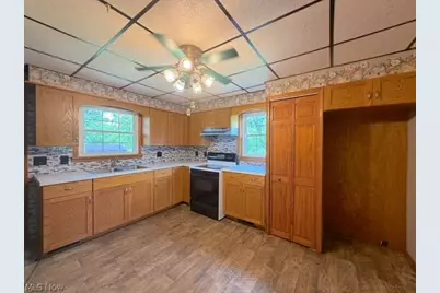 410 Broadway Street, Bowerston, OH 44695 - Photo 5
