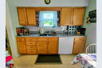 242 Cedar Road, Richmond, OH 43944 - Photo 9
