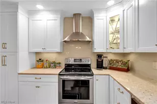 8015 Hansom Pl, Mentor, OH 44060 - Photo 7