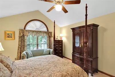 8015 Hansom Place, Mentor, OH 44060 - Photo 35