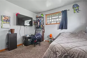 577 Geneva Ave, Struthers, OH 44471 - Photo 19