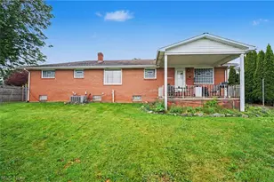 577 Geneva Ave, Struthers, OH 44471 - Photo 31