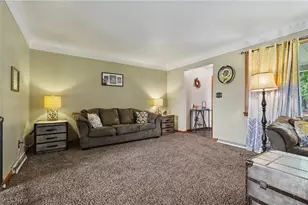 577 Geneva Ave, Struthers, OH 44471 - Photo 13