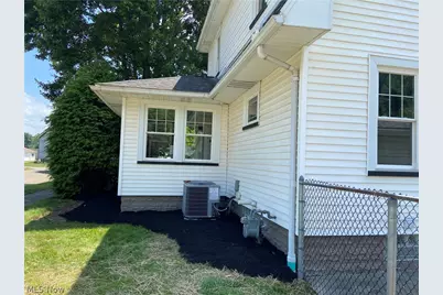 102 Downs Avenue, Newcomerstown, OH 43832 - Photo 47