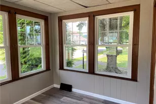 102 Downs Ave, Newcomerstown, OH 43832 - Photo 9