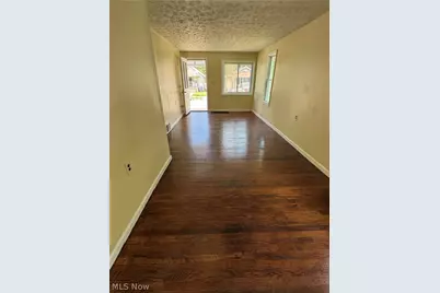 974 Wyley Avenue, Akron, OH 44306 - Photo 3