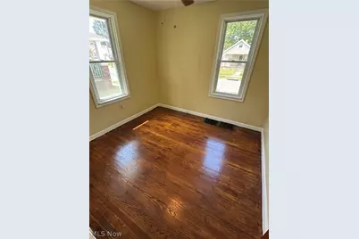 974 Wyley Avenue, Akron, OH 44306 - Photo 7