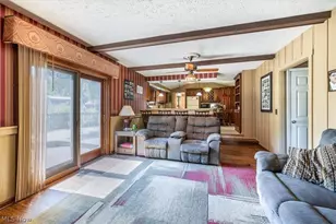 709 Oakhurst Dr, Amherst, OH 44001 - Photo 15