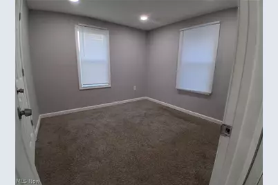 718 Easter Avenue, Akron, OH 44307 - Photo 29