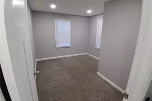 718 Easter Ave, Akron, OH 44307 - Photo 35