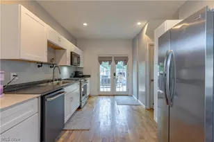 2107 31st St NW, Canton, OH 44709 - Photo 9