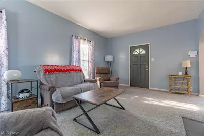 2107 31st Street NW, Canton, OH 44709 - Photo 5