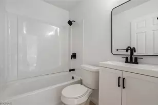 7407 Hawk Ave, Mentor, OH 44060 - Photo 21